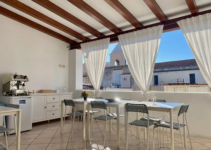 Mamamia Guesthouse